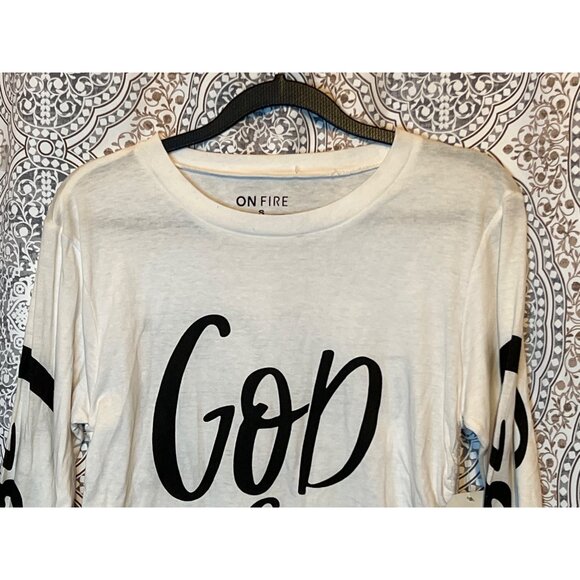 Christian Long Sleeve Top With Bible Verses God Is Good Psalm 100:5 & Matthew 19 - Picture 4 of 9